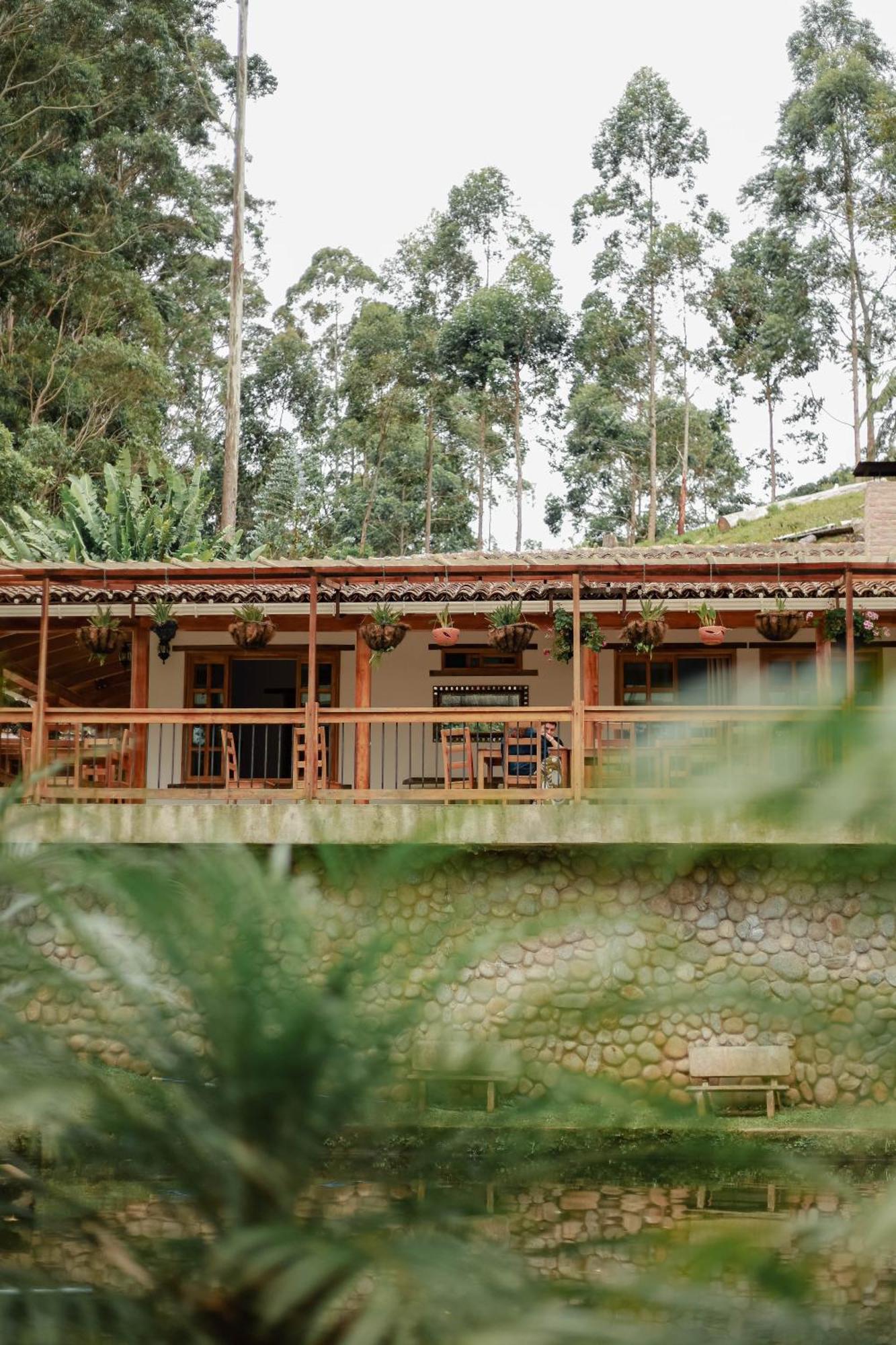 Hotel Cattaleya Eco Yumbo Exterior foto