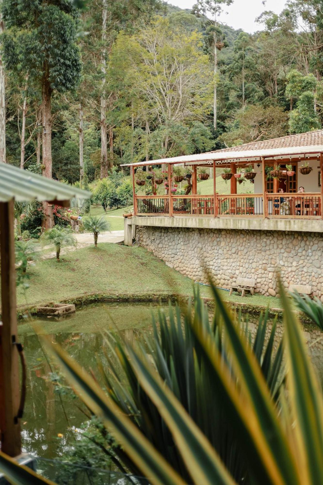 Hotel Cattaleya Eco Yumbo Exterior foto